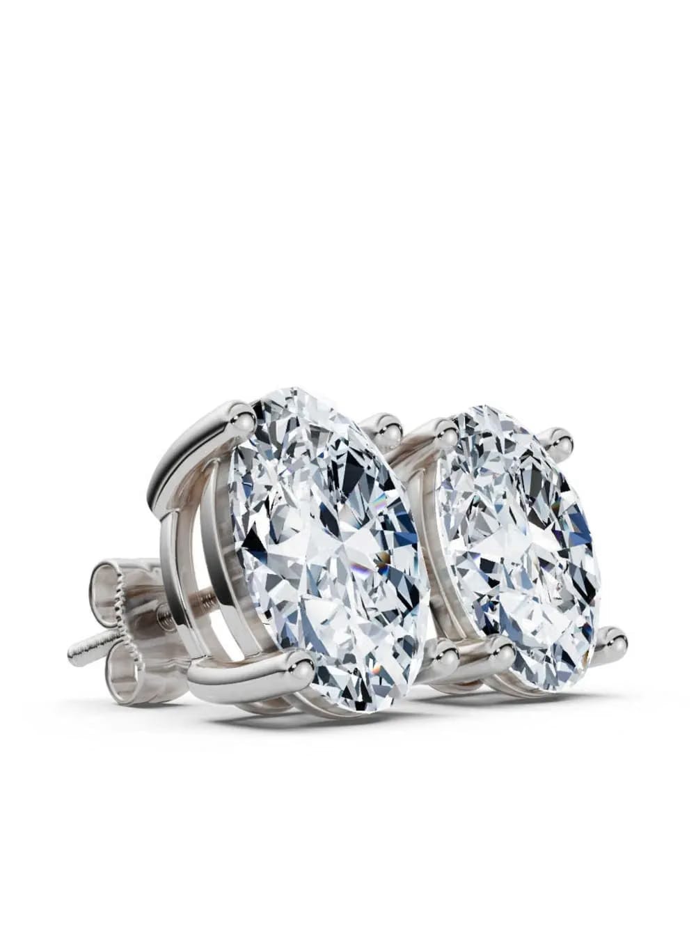 14kt white gold diamond stud earrings