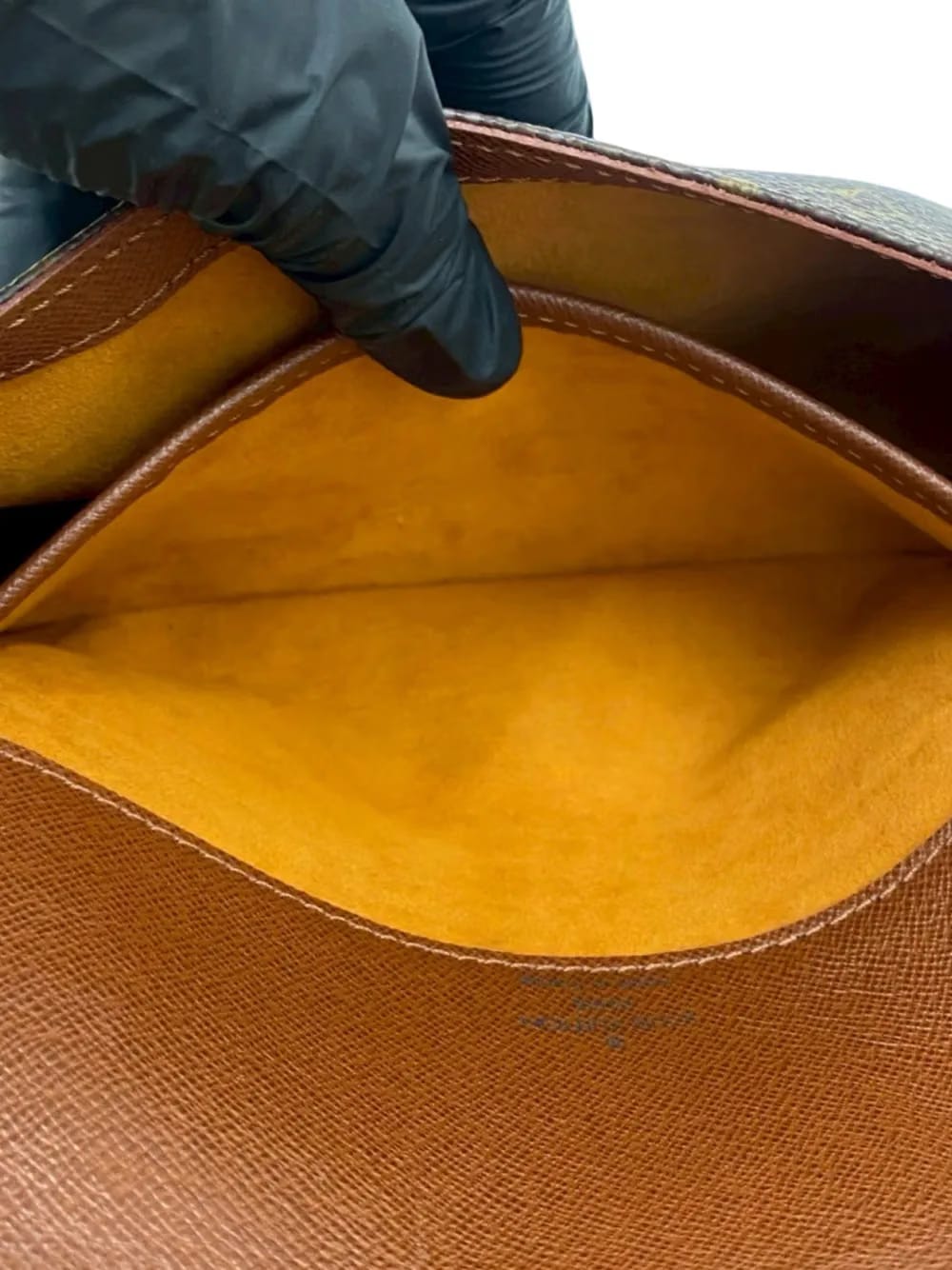 2000 Monogram Musette Tango Short Strap shoulder bag