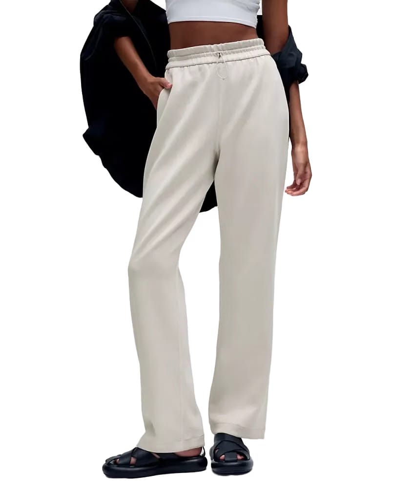 Lululemon Softstreme High-Rise Pant Shorts Bone