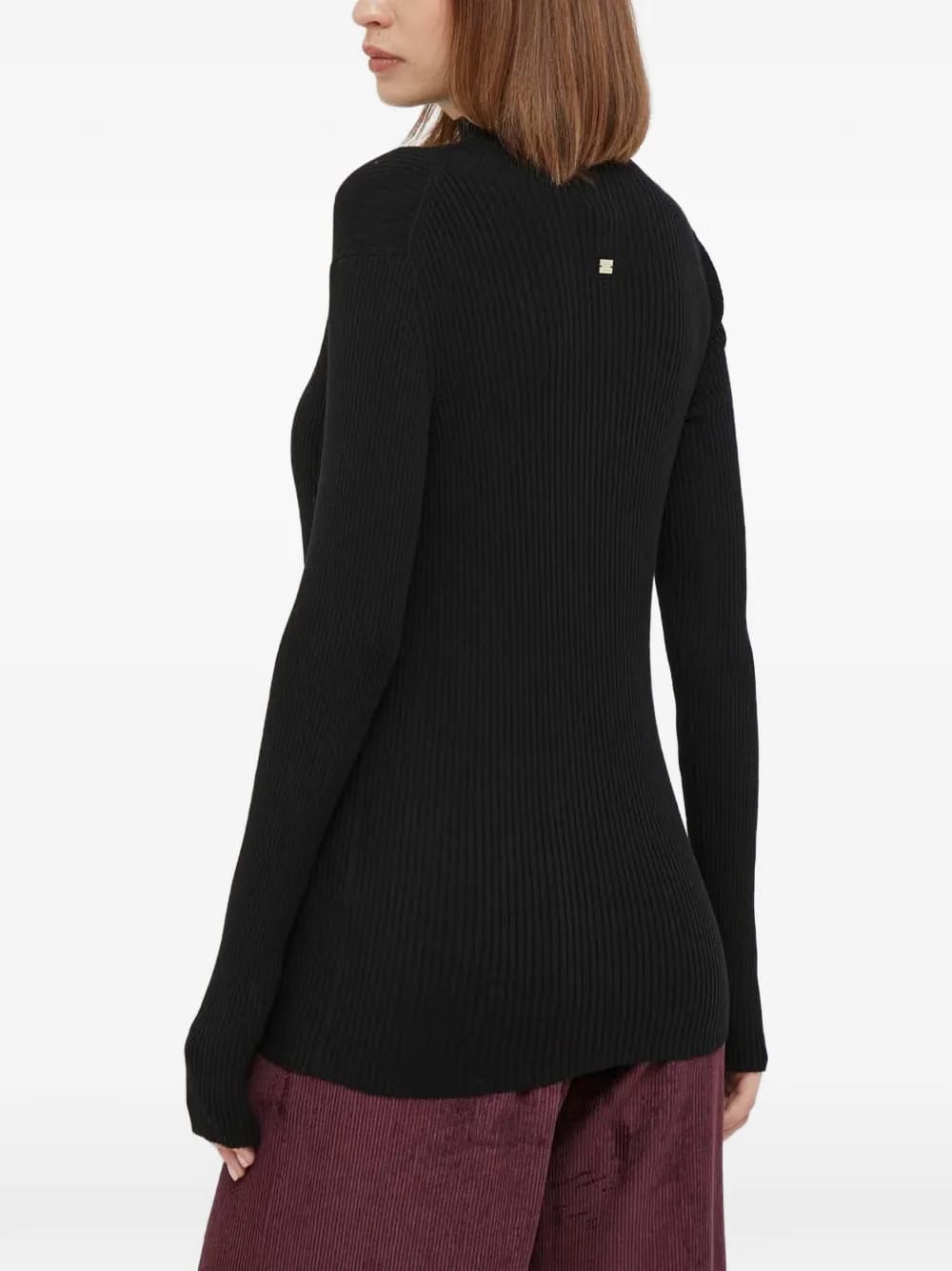 stand-up collar sweater