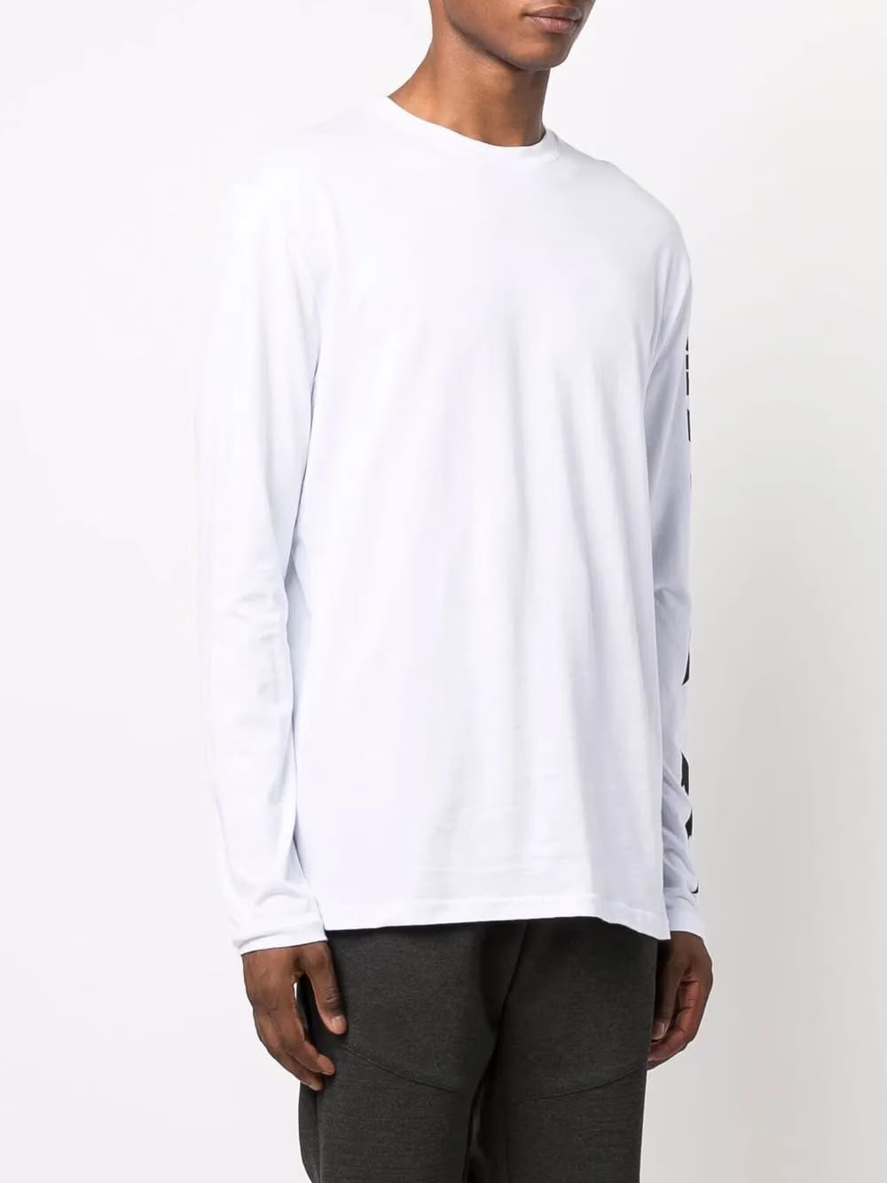 round neck long-sleeved T-Shirt