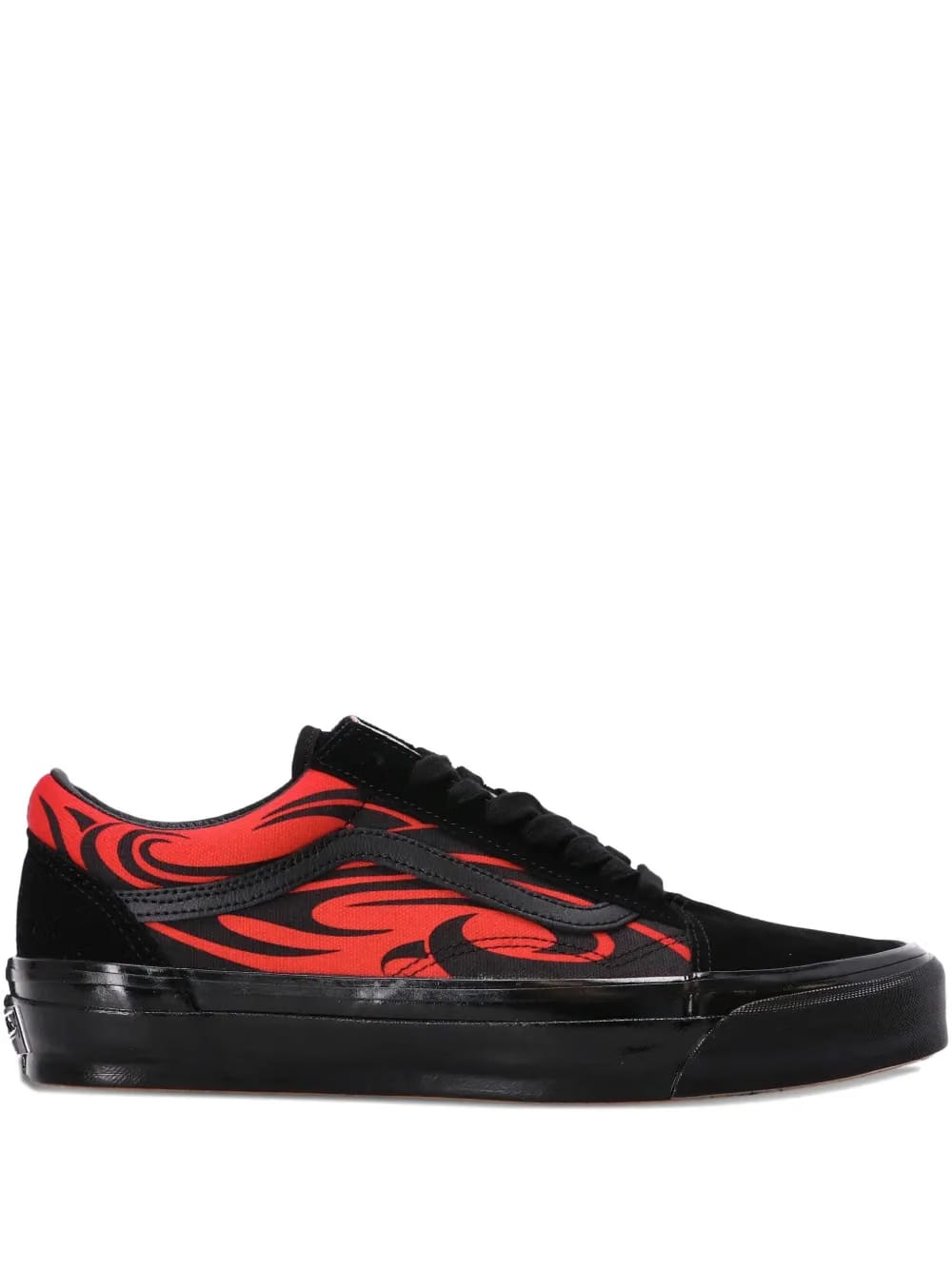 flame-embellished low-top sneakers