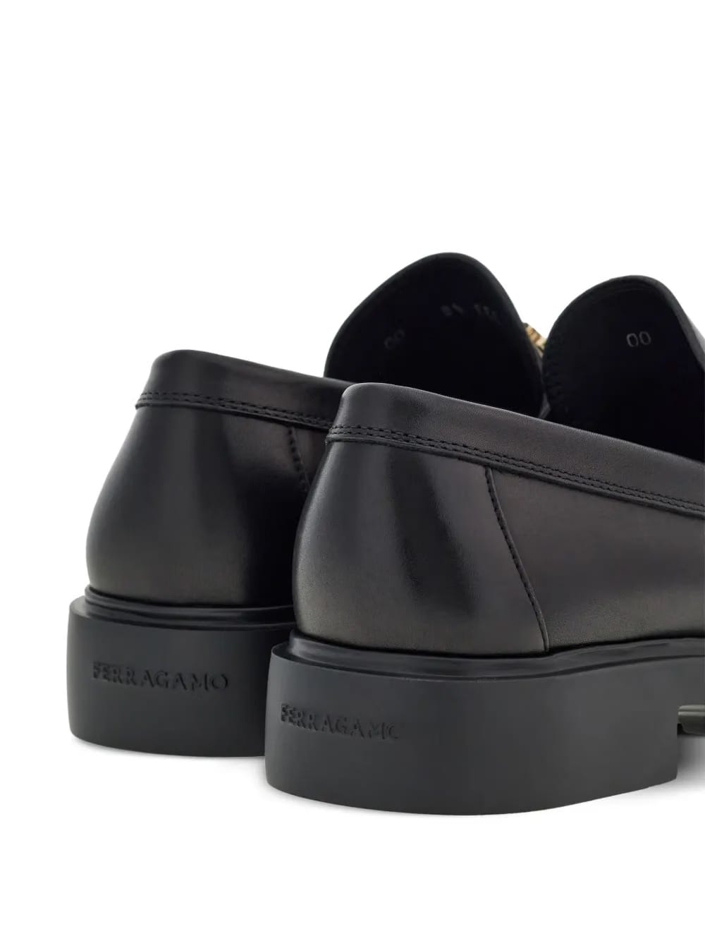 Gancini-plaque leather loafers