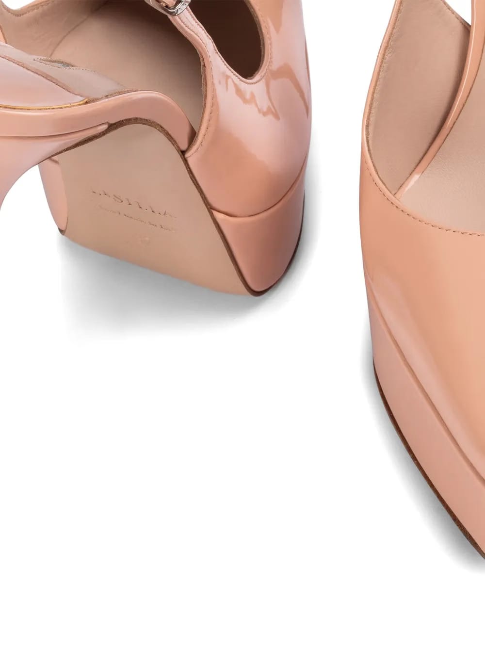 Uma slingback platform pumps