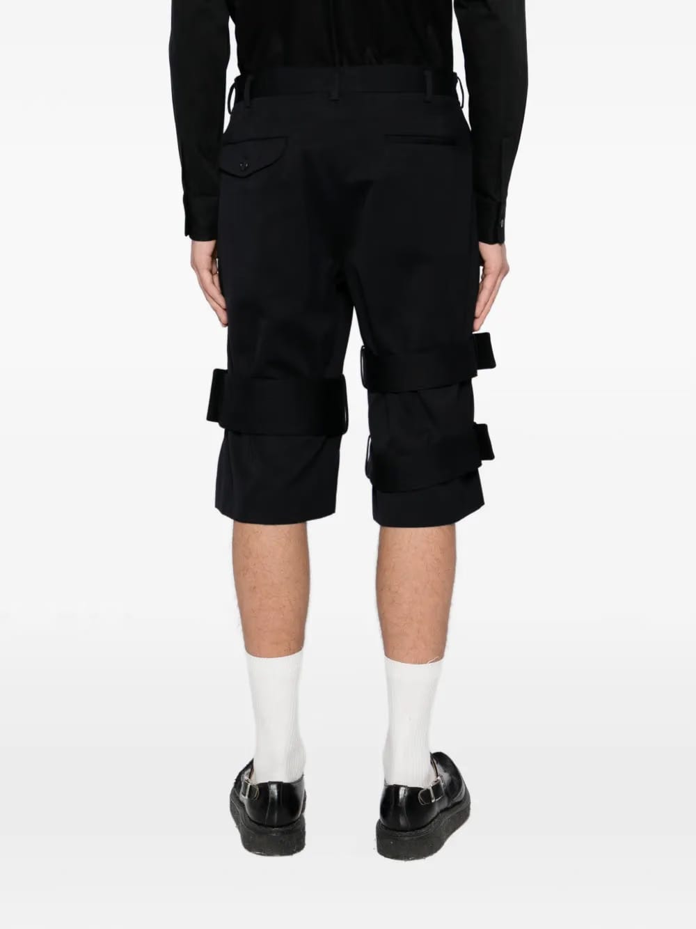 buckle strap shorts