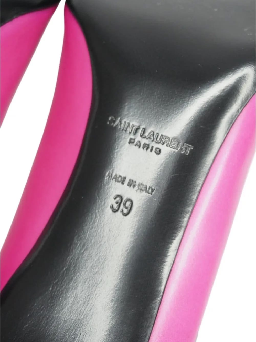 stiletto pumps
