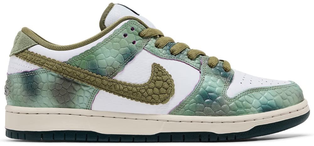 Alexis Sablone x Dunk Low SB Chameleon