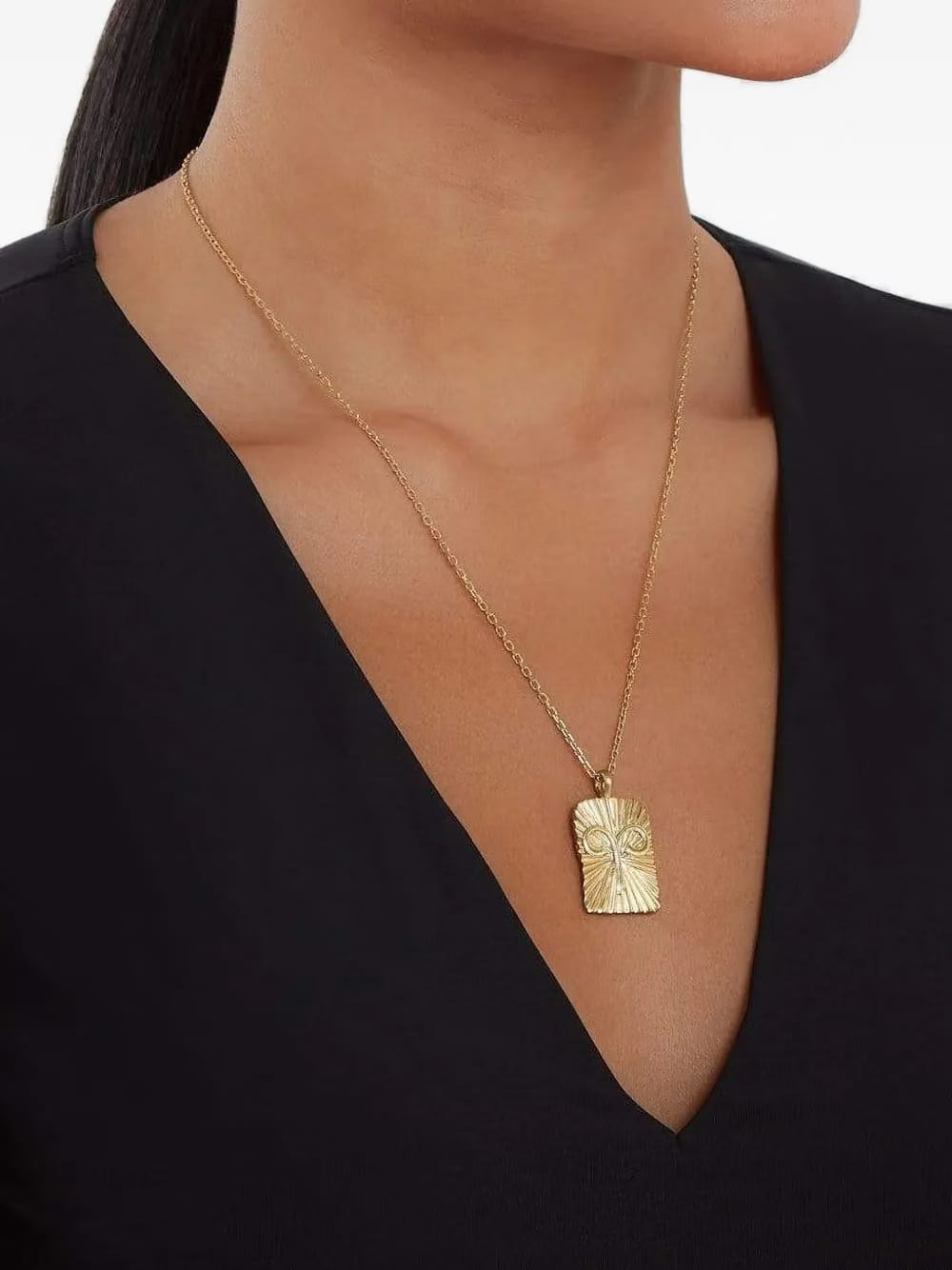 18K yellow gold Aries pendant necklace