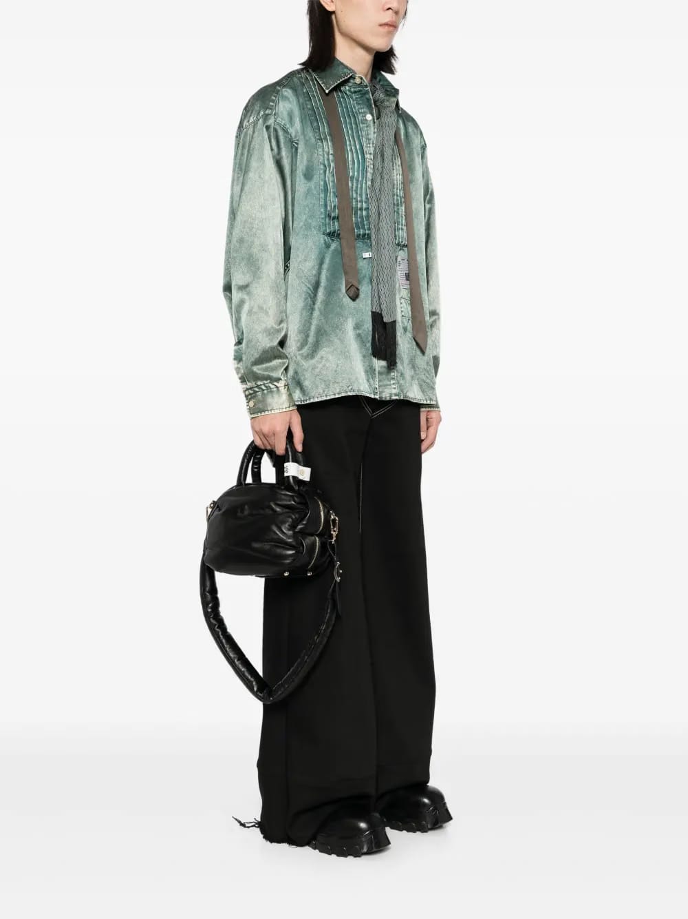 Pucker puffer shoulder bag