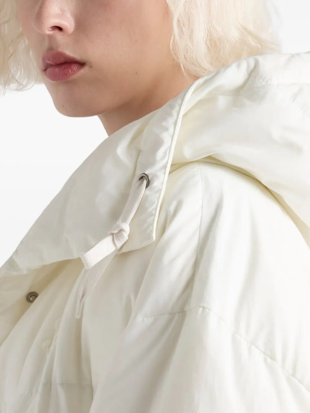 hooded patch-pocket down jacket