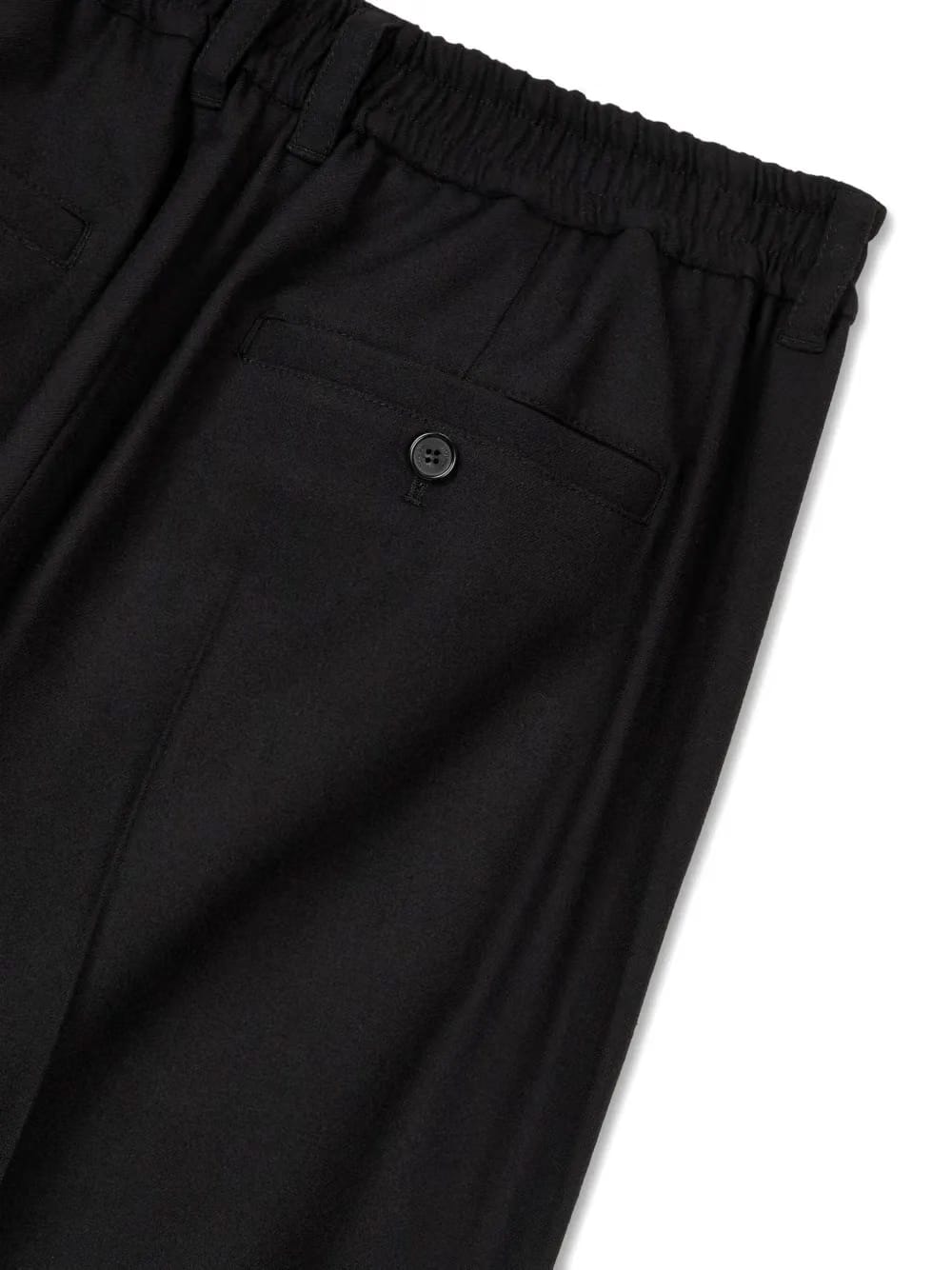 button-fastening pleated trousers