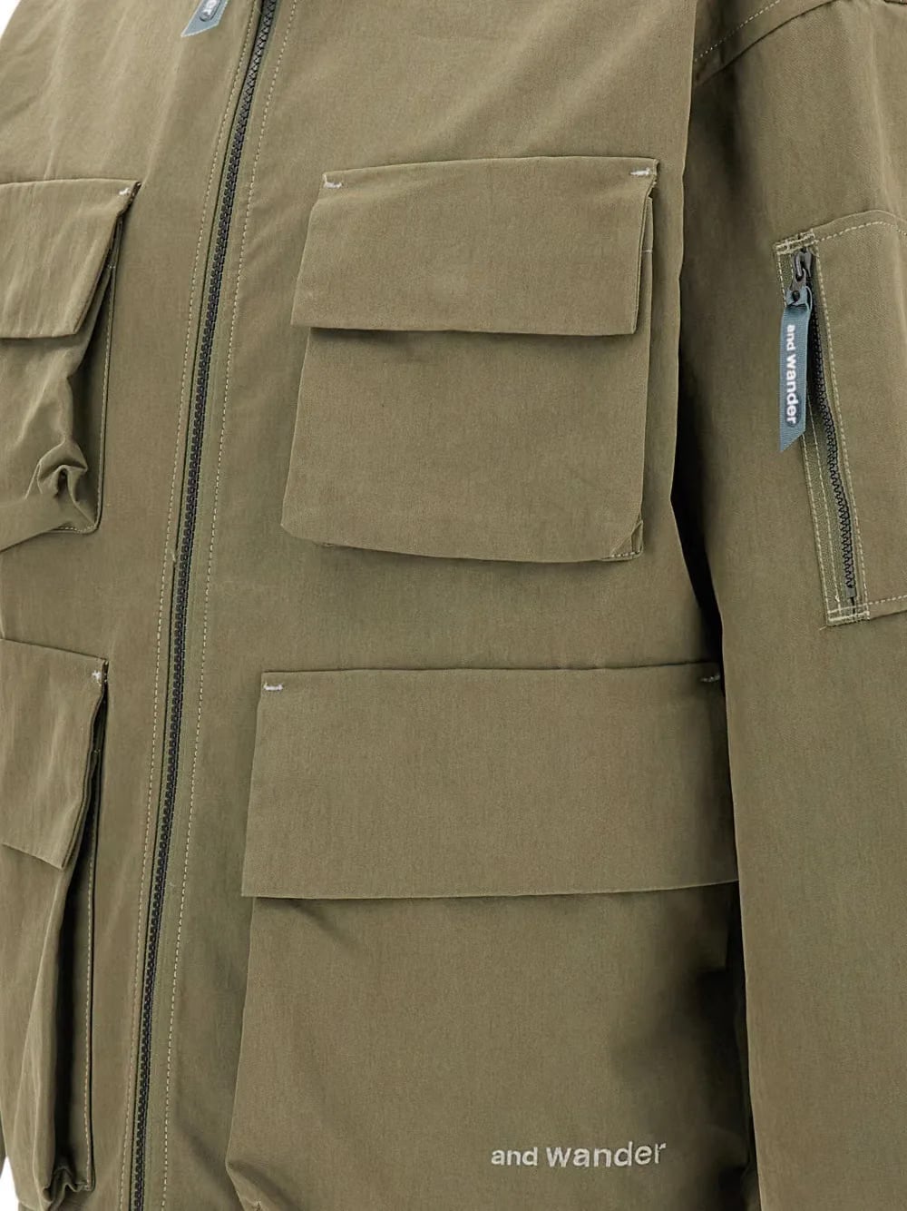 flap pockets zip jacket