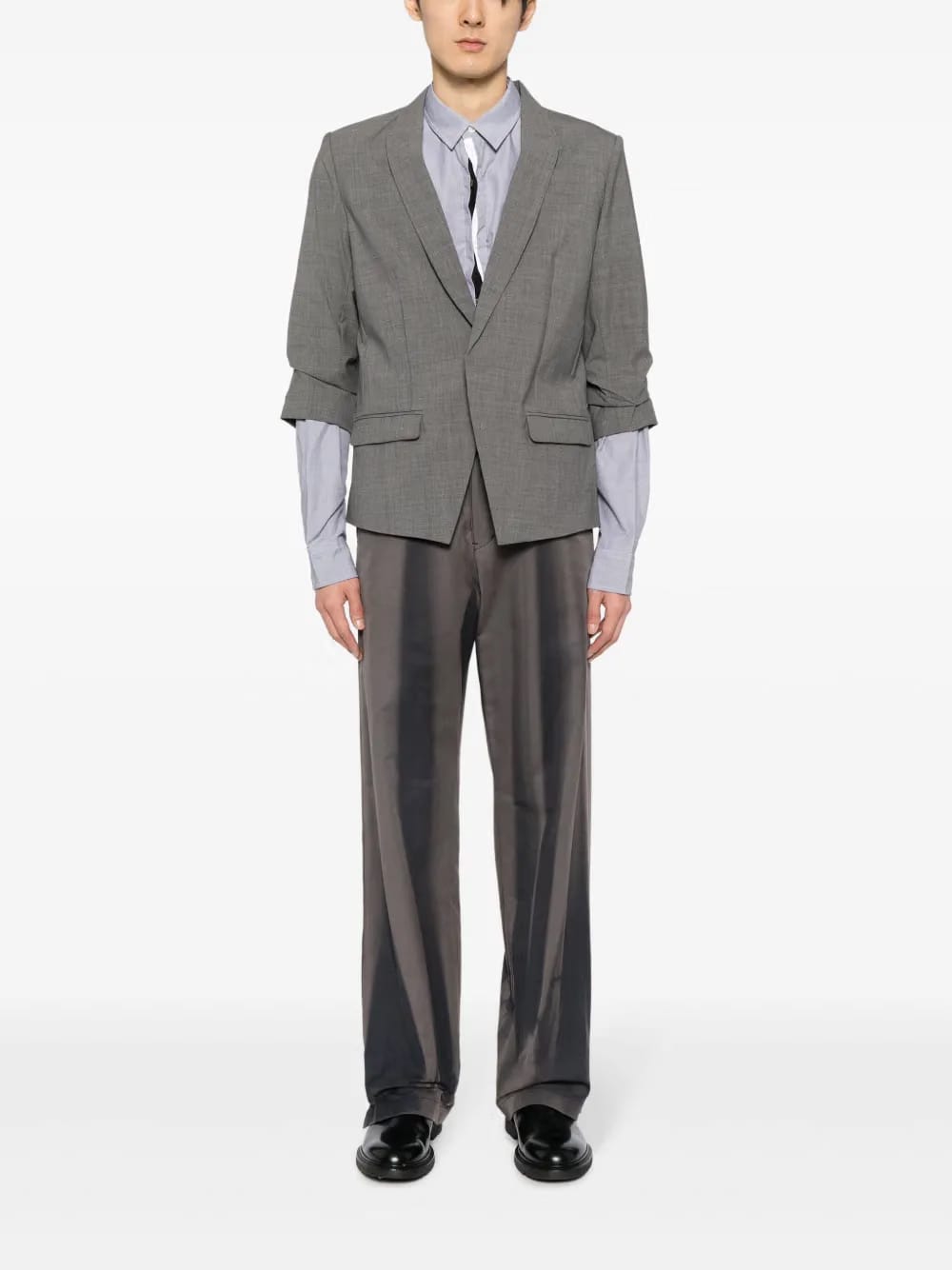 The Darius roll-sleeve blazer