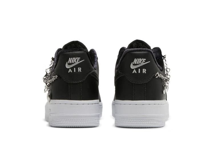 AIR FORCE 1 LOW LX LUCKY CHARMS