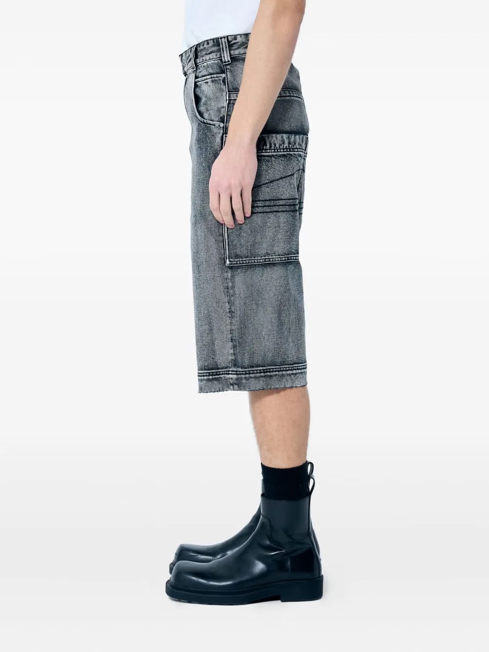 straight-leg denim shorts