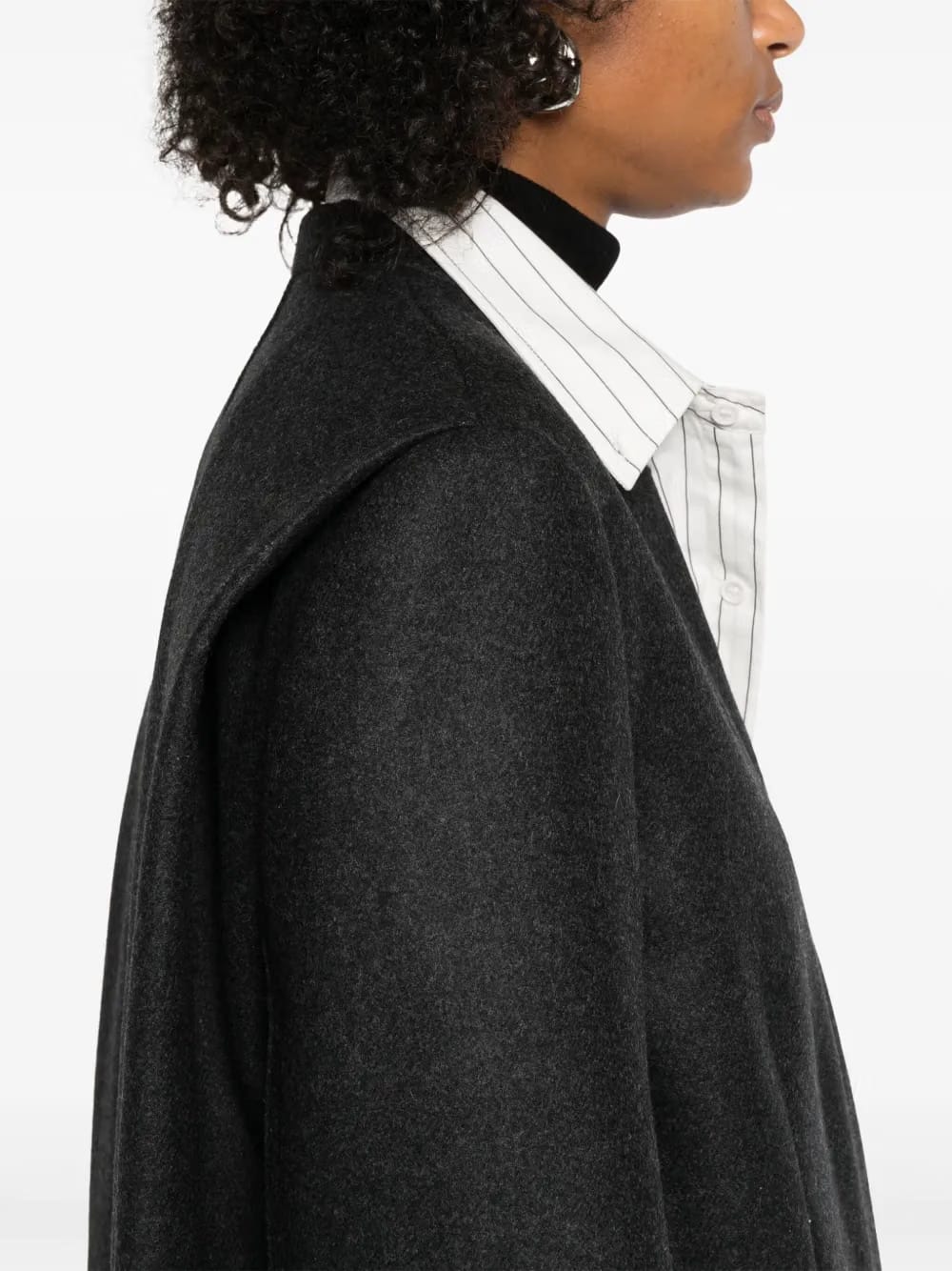 Deep pleat coat