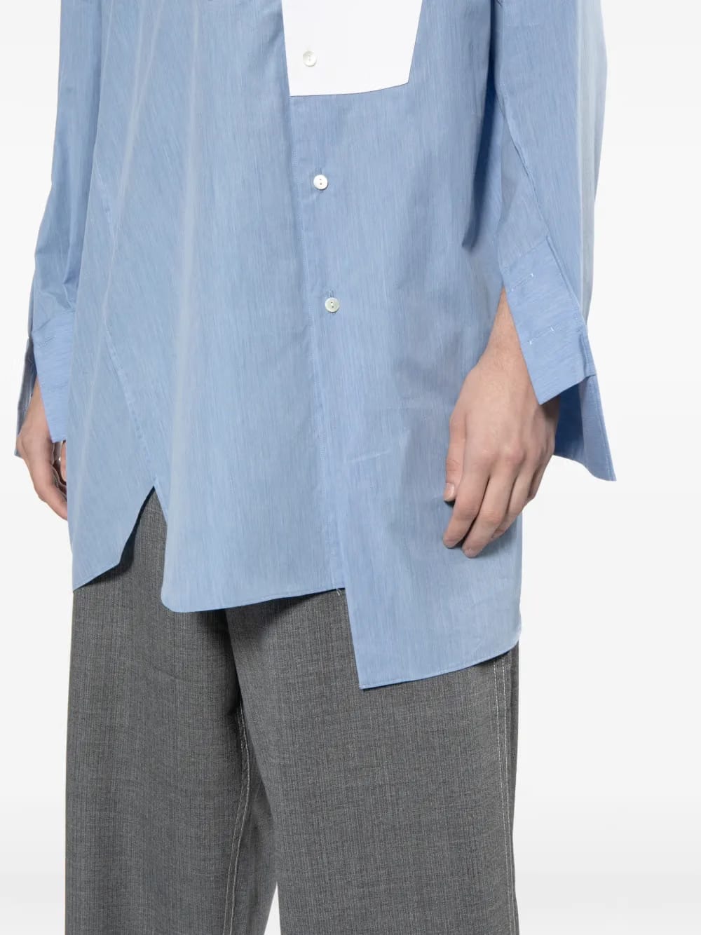 x Levi's cuffed trousers