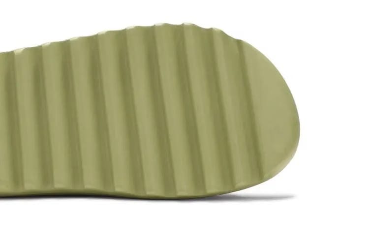 Yeezy Slides Resin