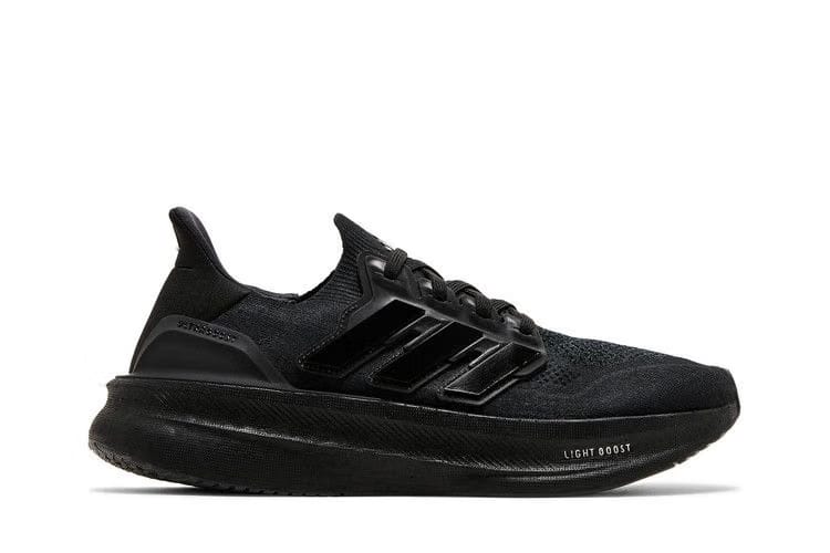 UltraBoost 5 Triple Black