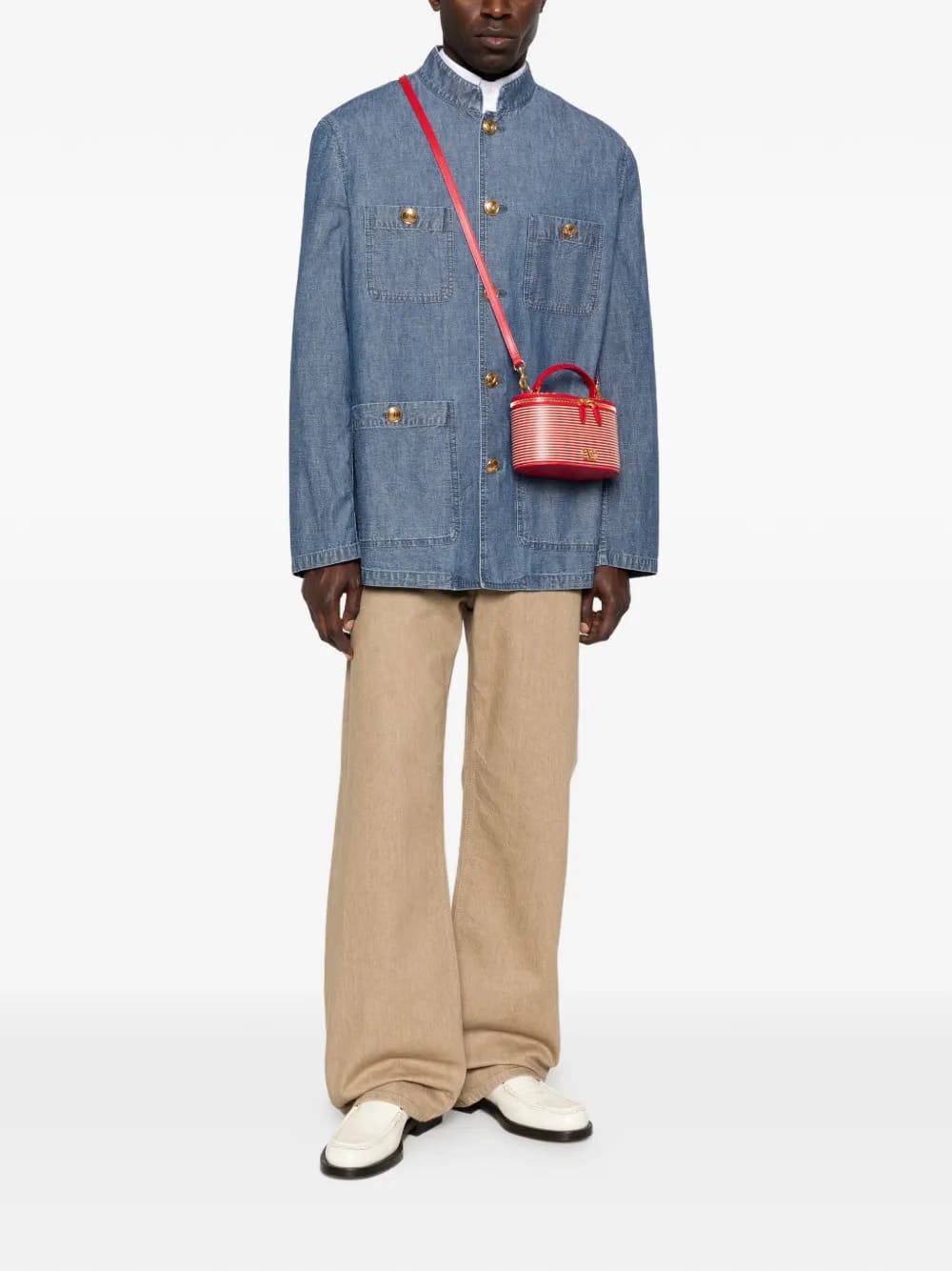 button-fastening denim coat
