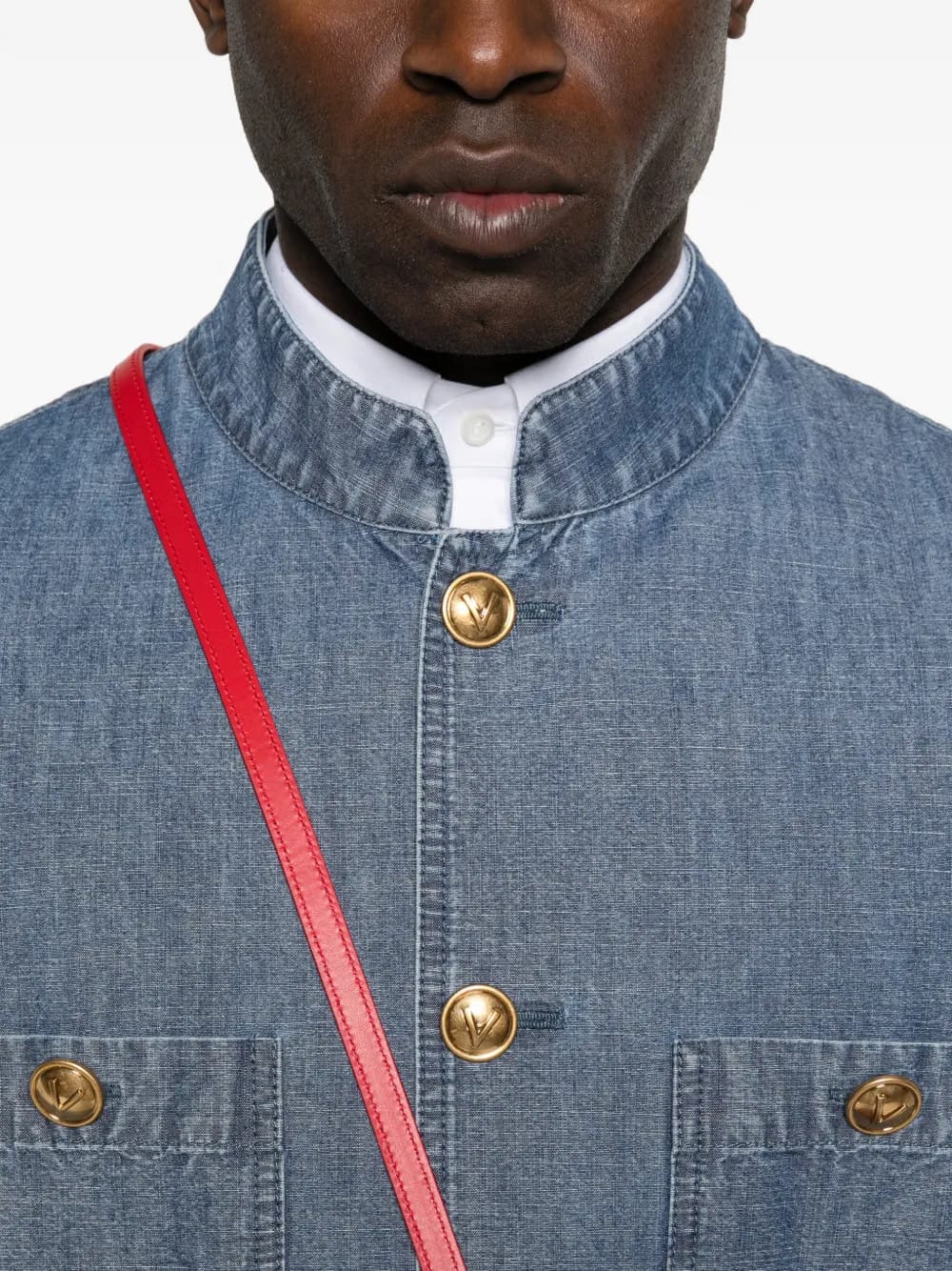 button-fastening denim coat