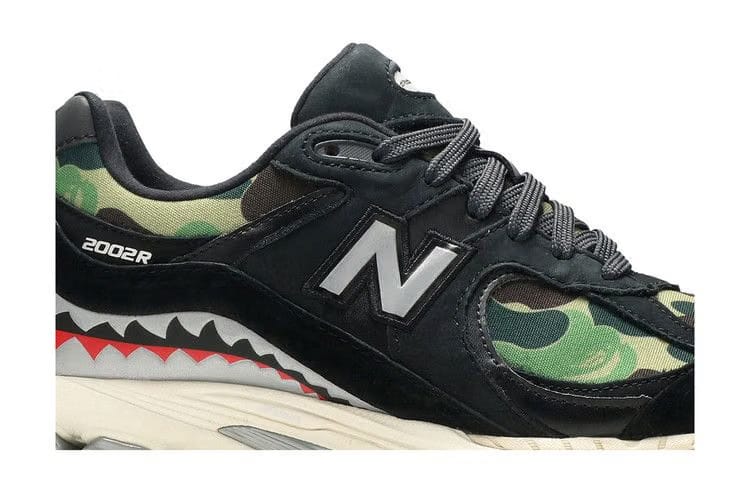 BAPE x 2002R Apes Together Strong - Black Camo