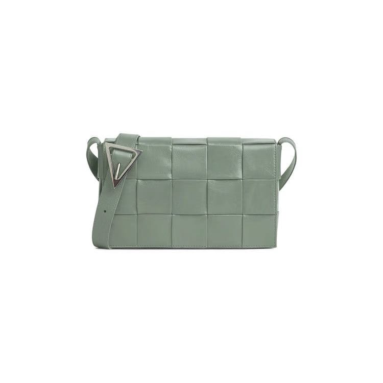 Bottega Veneta Intreccio Leather Cassette Bag New Sauge/Silver