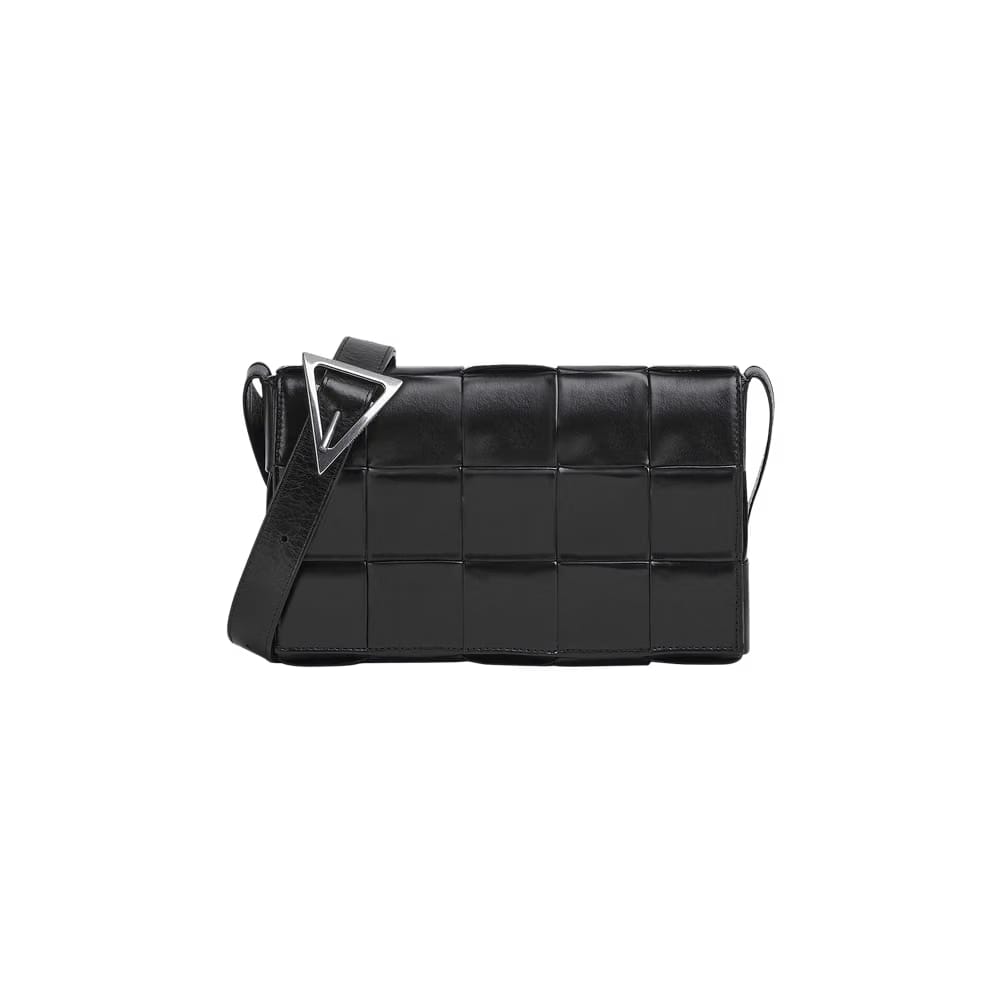 Bottega Veneta Intreccio Leather Cassette Bag Black/Silver