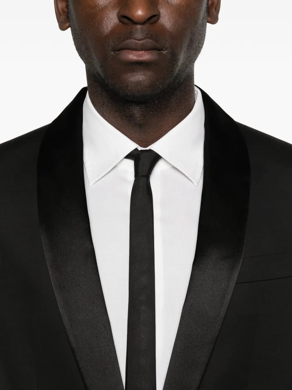 lapel single-breasted suit