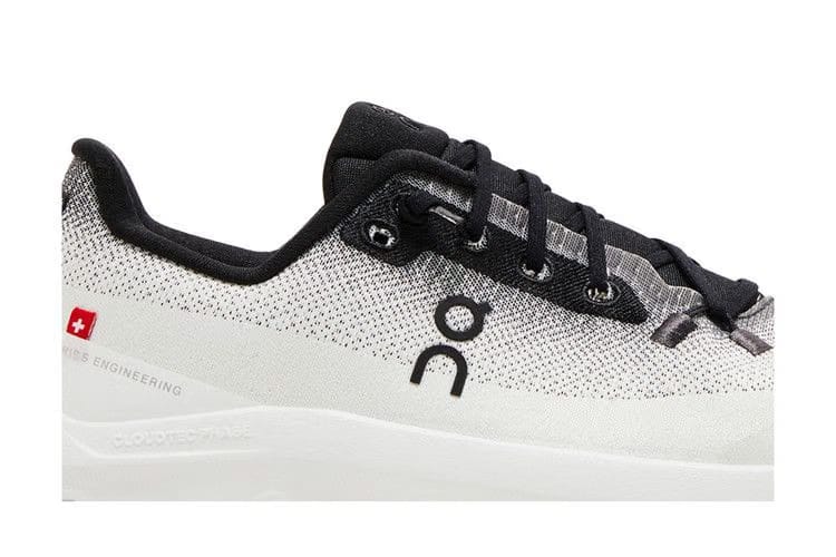 Wmns Cloudtilt 'Black Ivory'