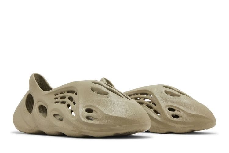 Yeezy Foam Runner Stone Salt