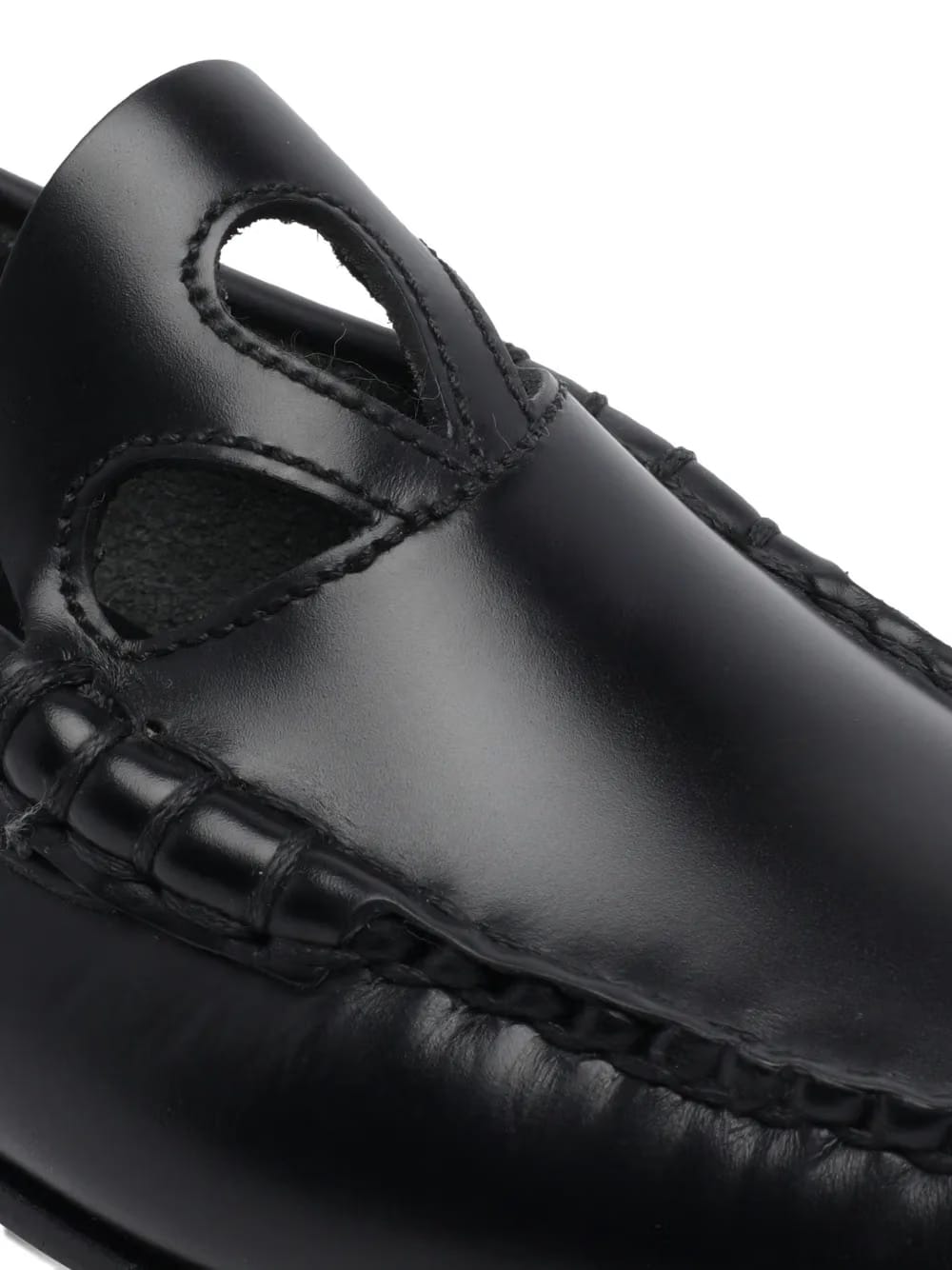 Anancla round-toe loafers