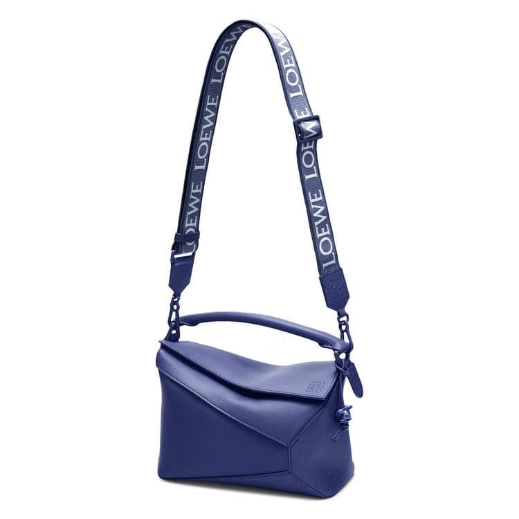 Loewe Puzzle Edge Monochrome Small Tranquil Mountain Blue