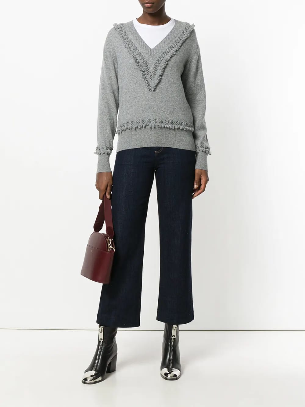 Romantic Timeless cashmere V neck pullover