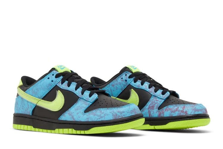 Nike Dunk Low SE Acid Wash Baltic Blue Green