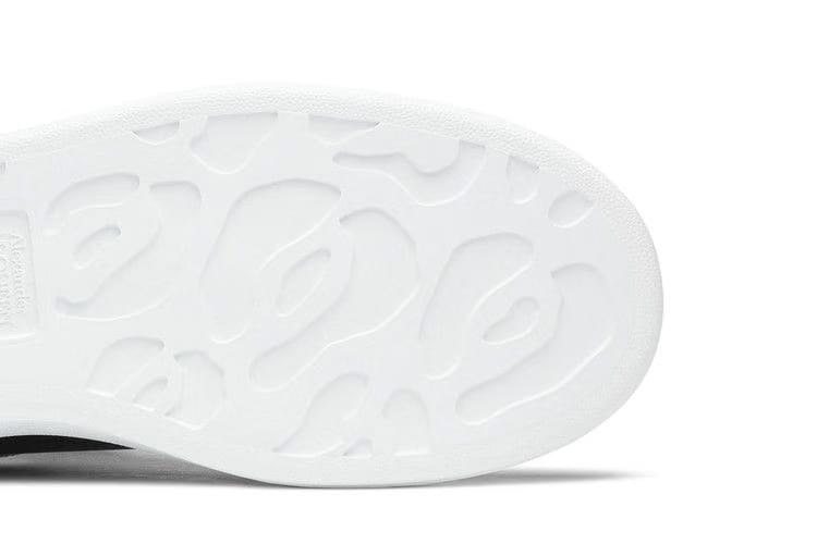 Alexander McQueen Wmns Oversized Sneaker 'Black White'