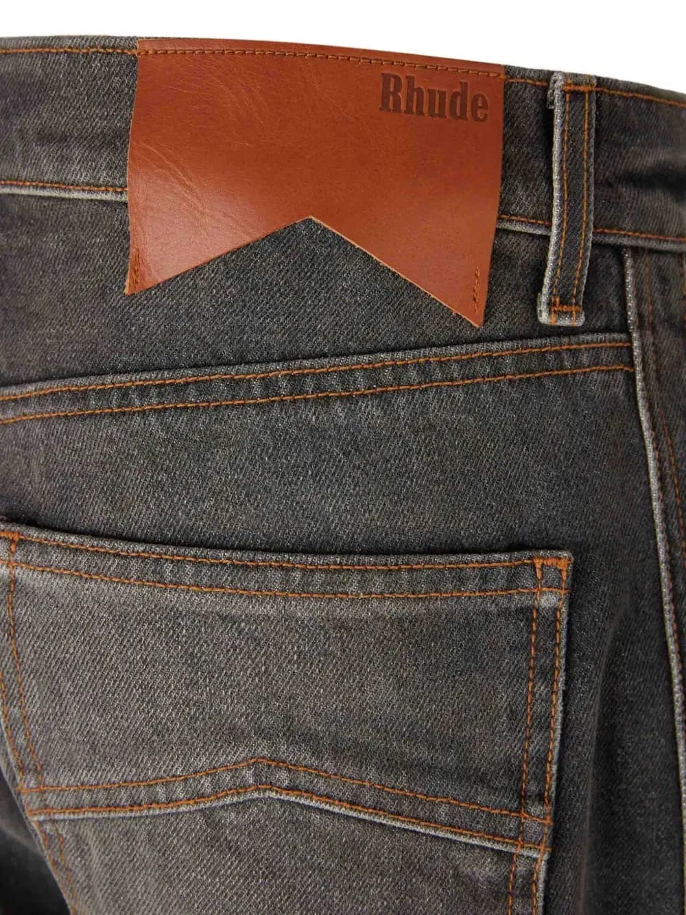 belt-loop button-fastening jeans