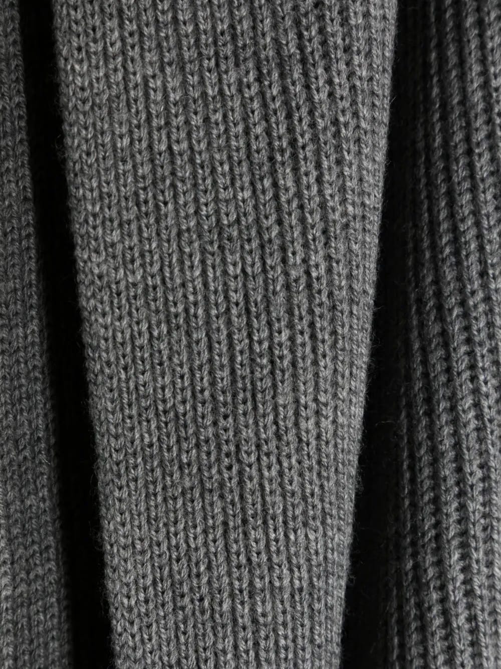embroidered-logo ribbed-knit scarf 