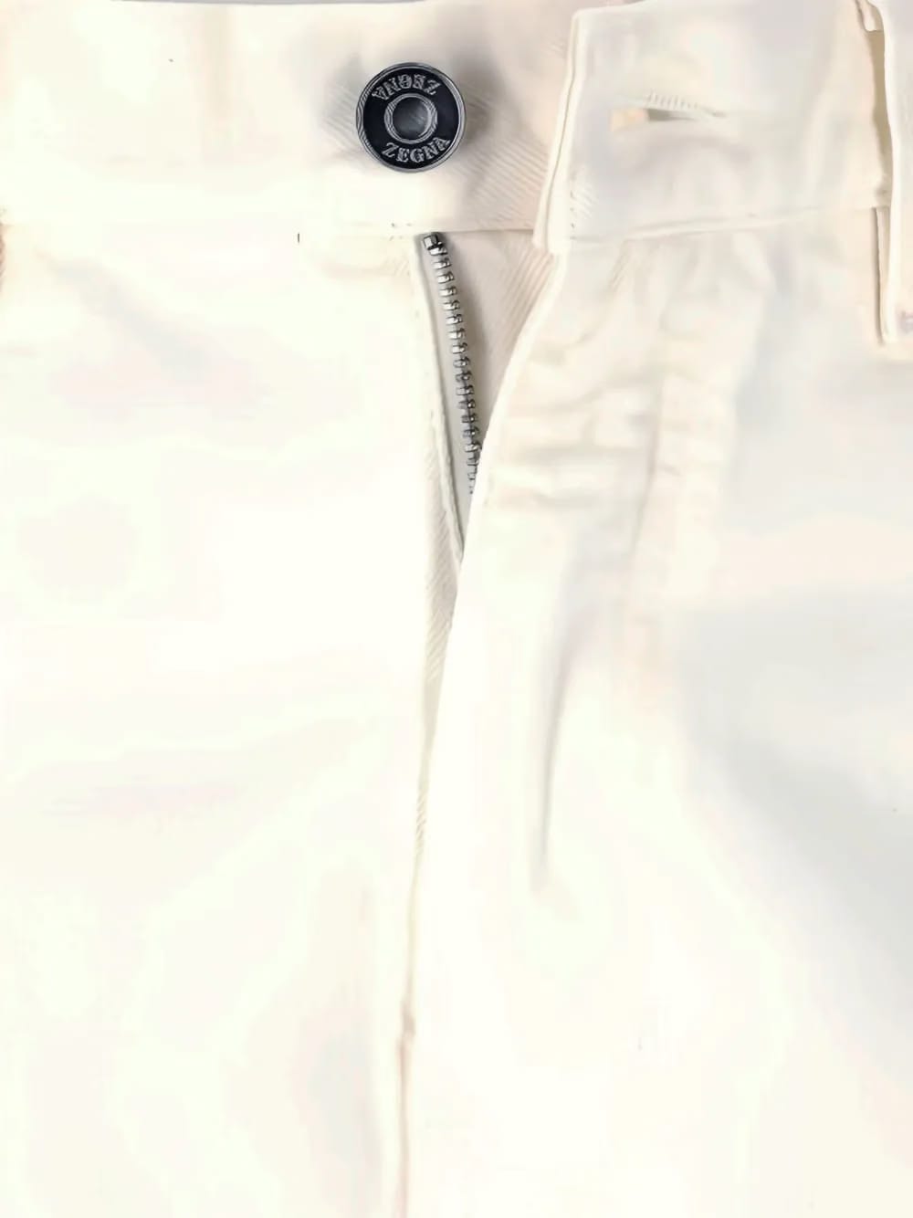 zip-fly button-fastening jeans