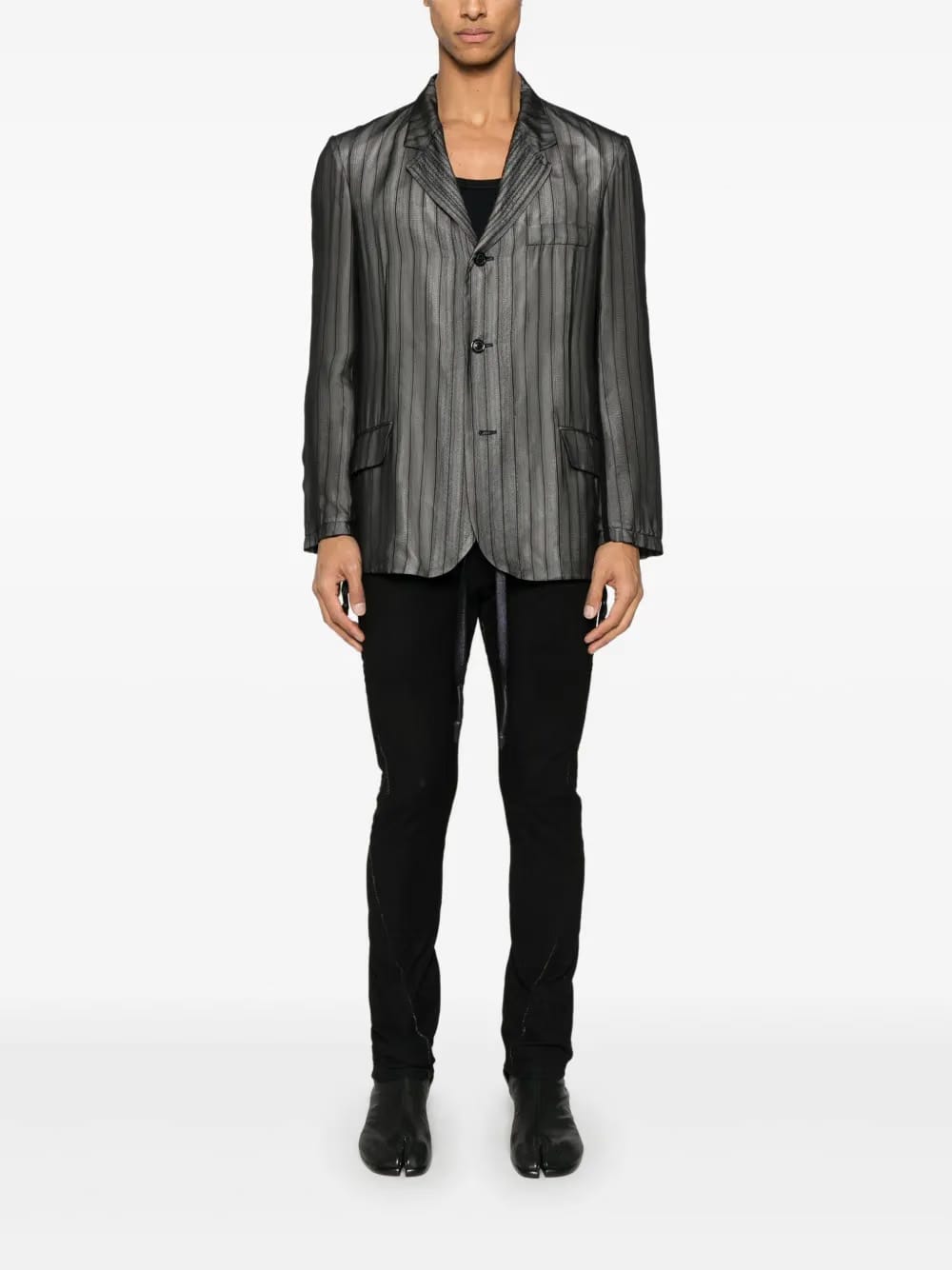 six-pockets trousers