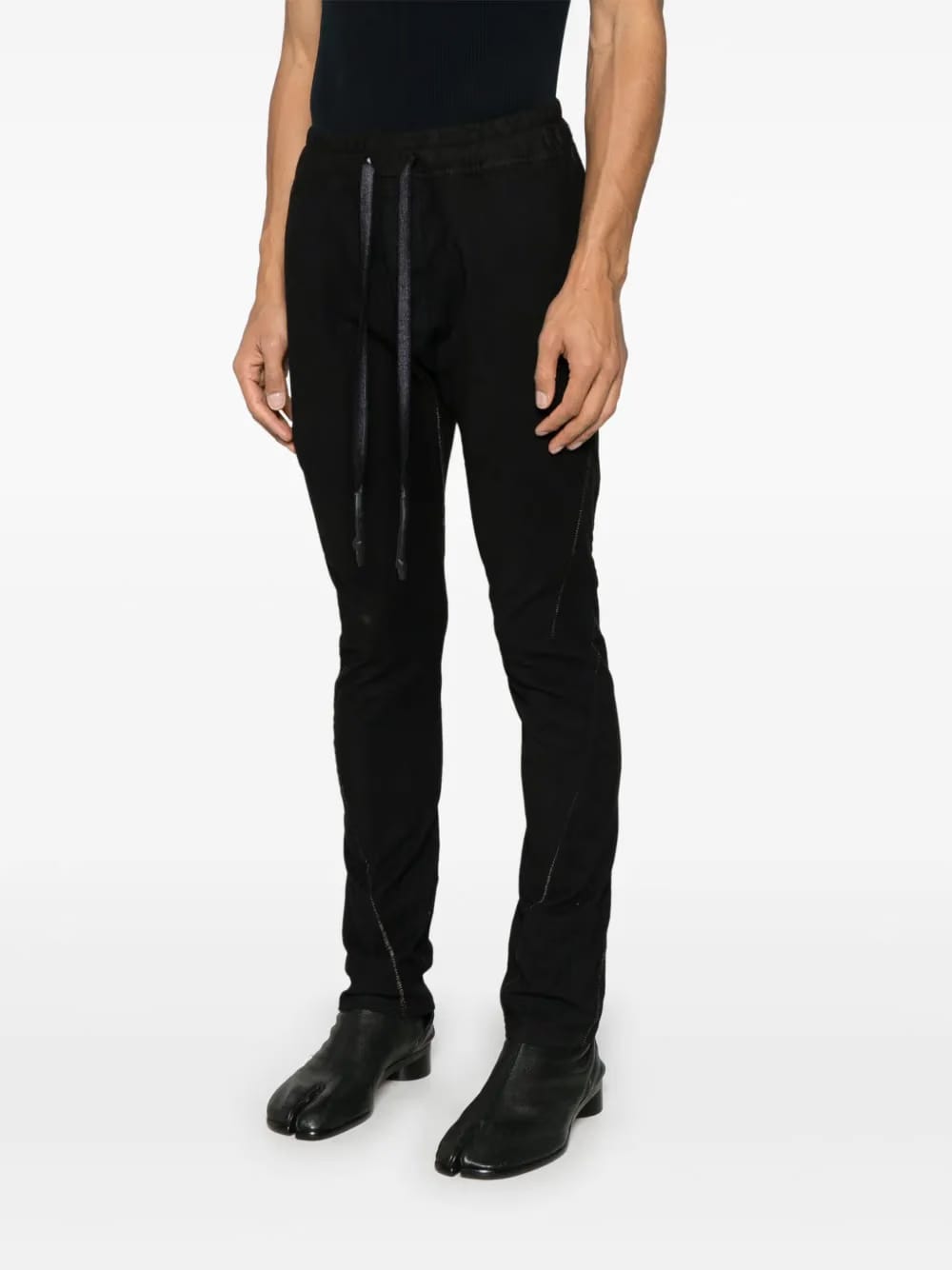 six-pockets trousers