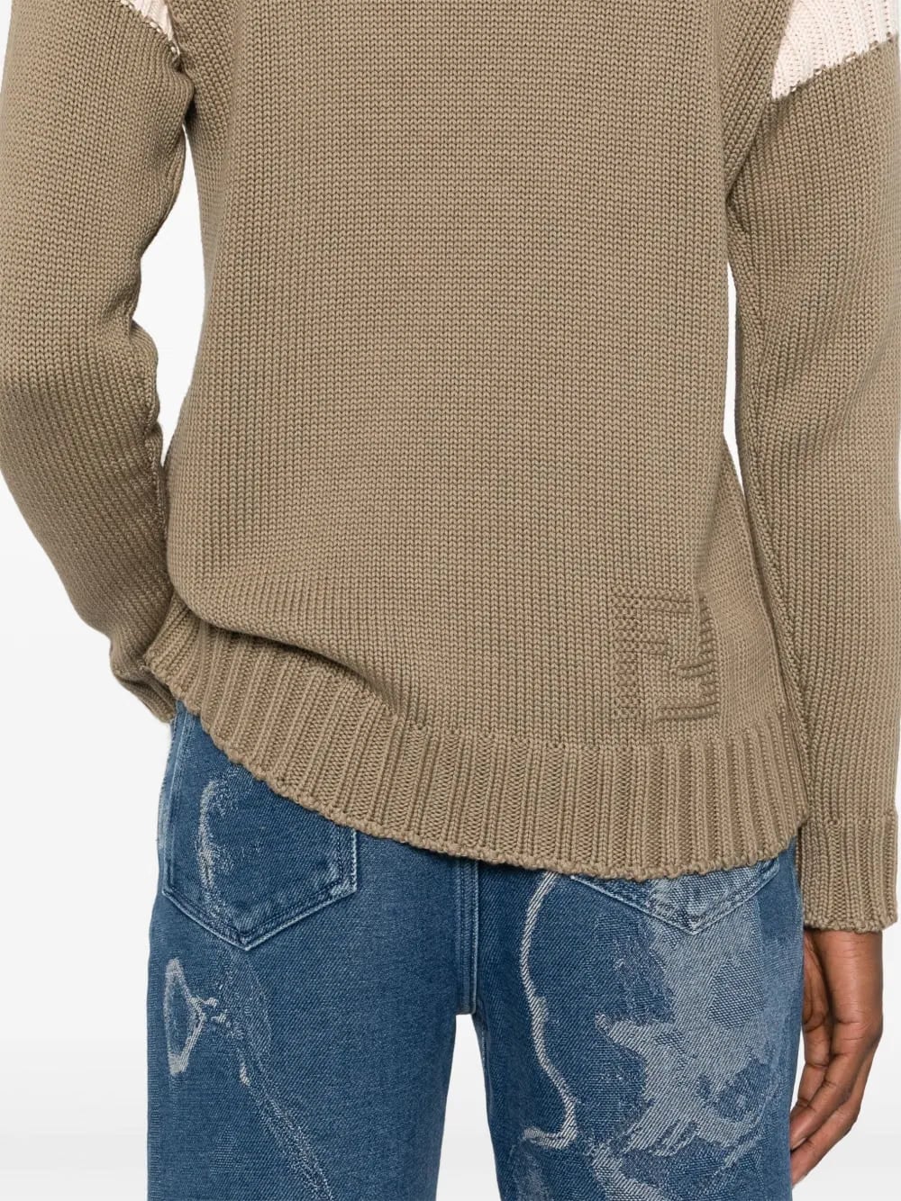 FF-motif sweater