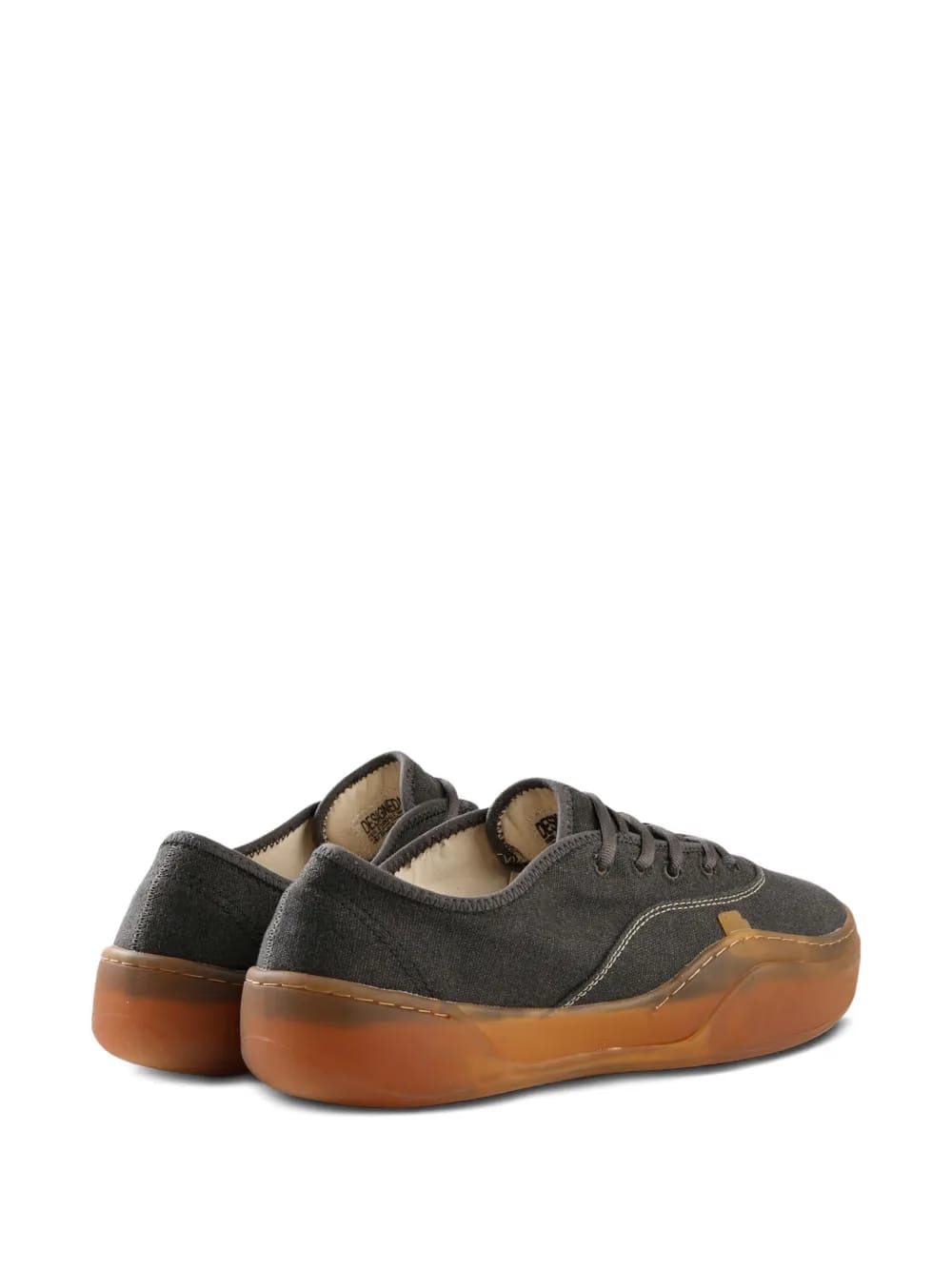 Camino sneakers