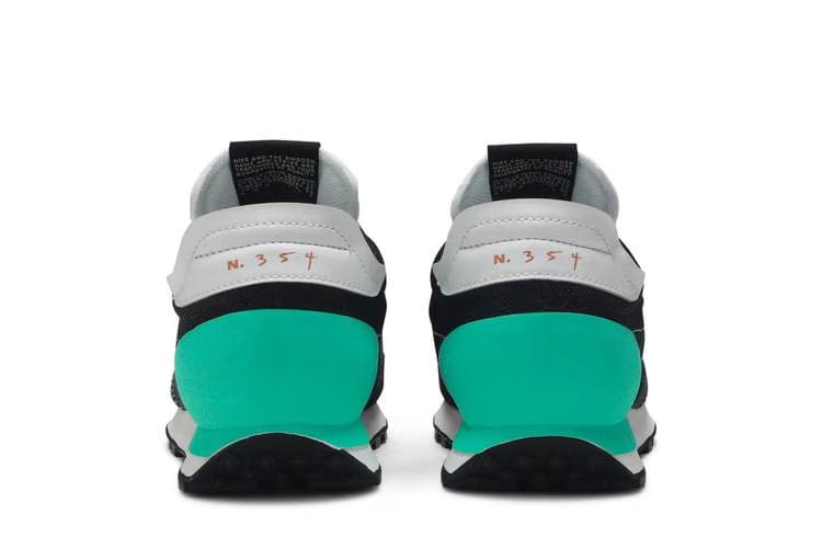 Nike Daybreak Type Black Menta