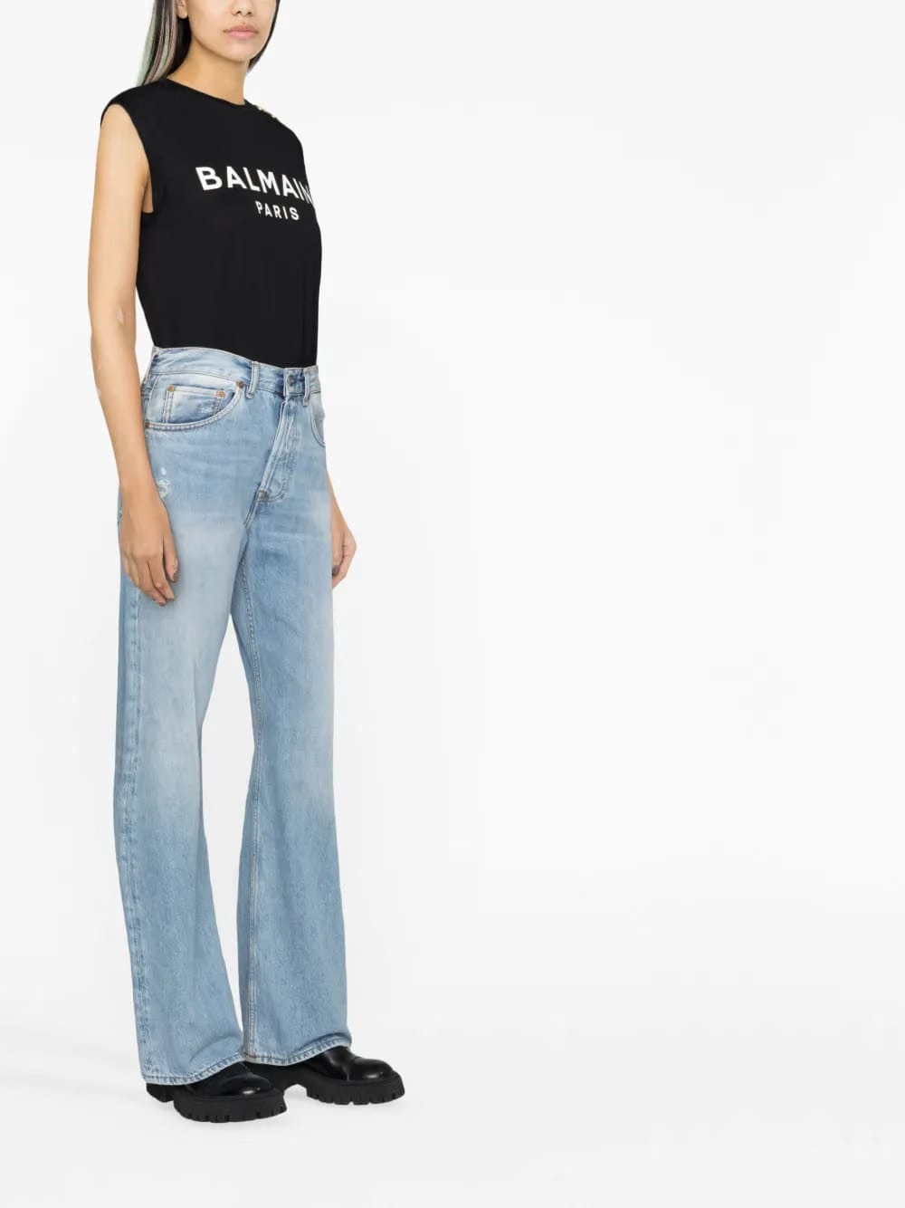 logo-print button-embellished top