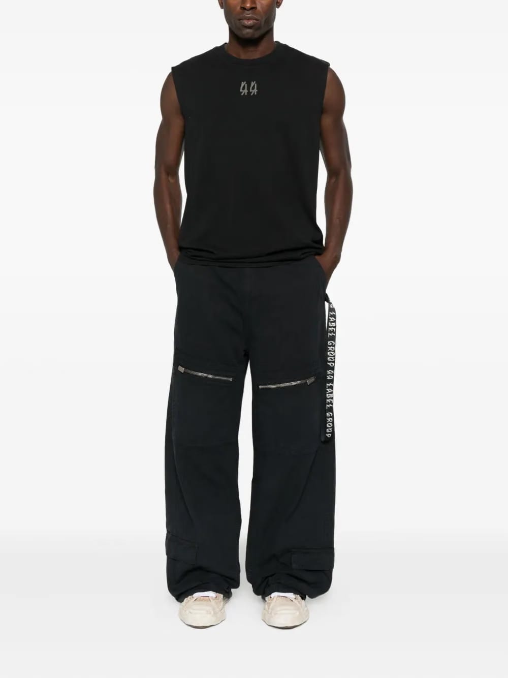 logo-tape trousers