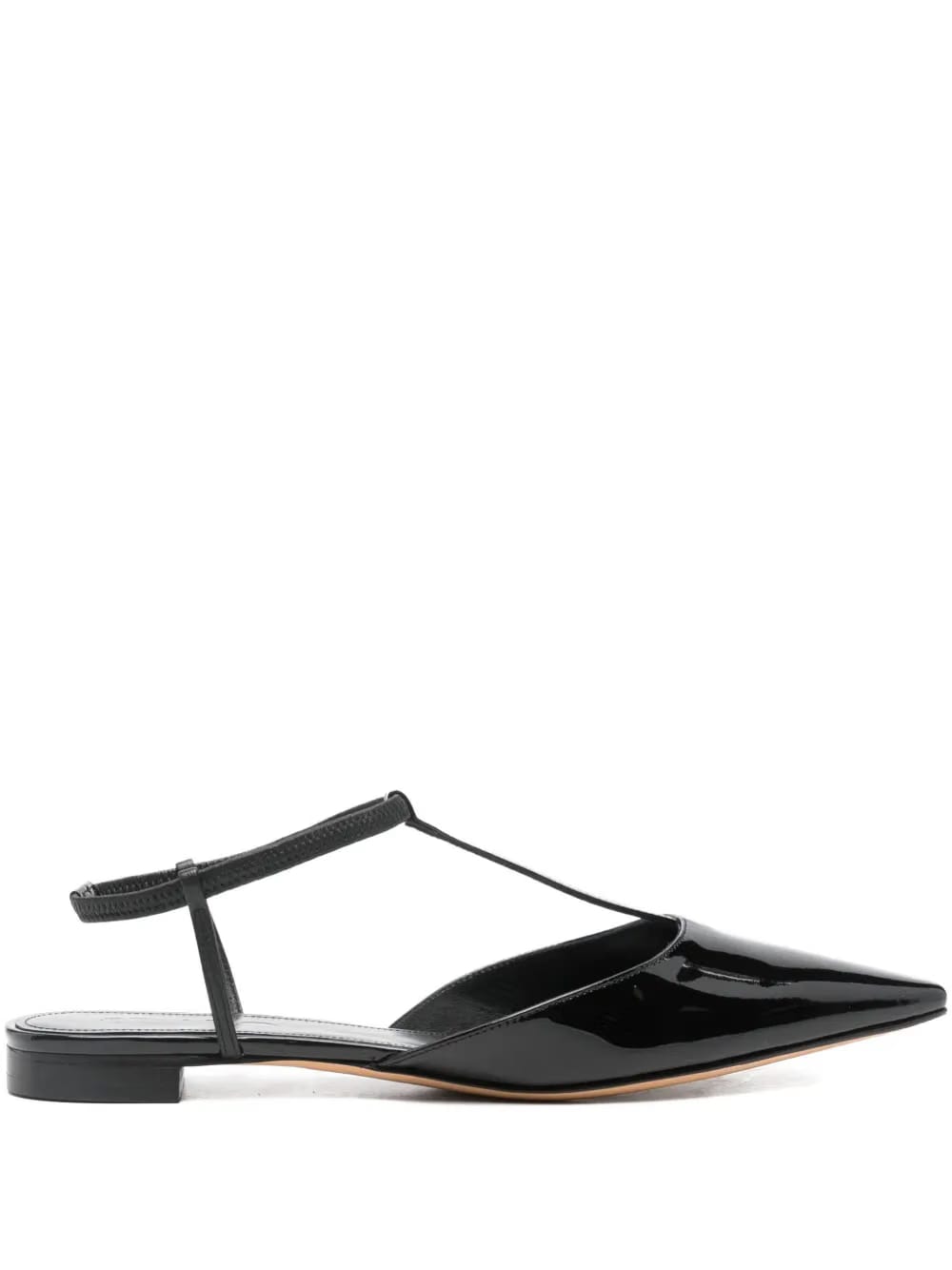 point-toe flat pumps
