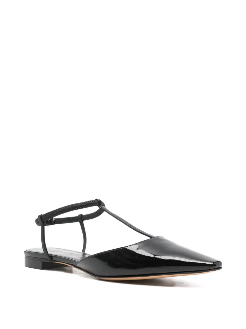 point-toe flat pumps