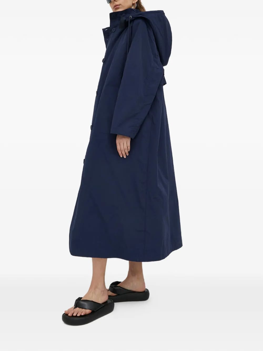 hooded buttoned coat