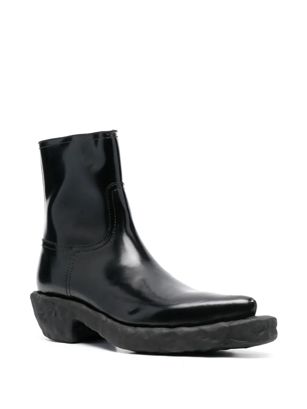 Venga Western-style boots